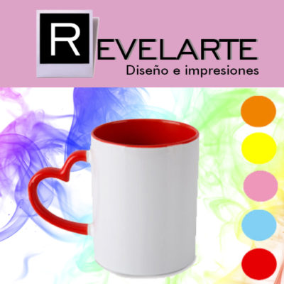 Taza con asa de corazón y de color
